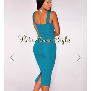 NWT Emerald/Teal Peep Front Dress.